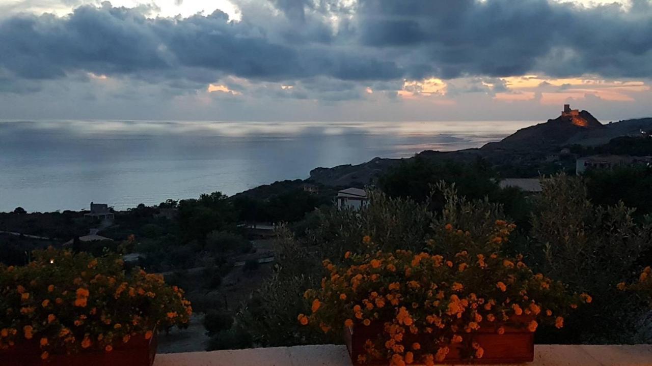 B&B Terrazze Chiaramontane Марина-ди-Пальма Экстерьер фото